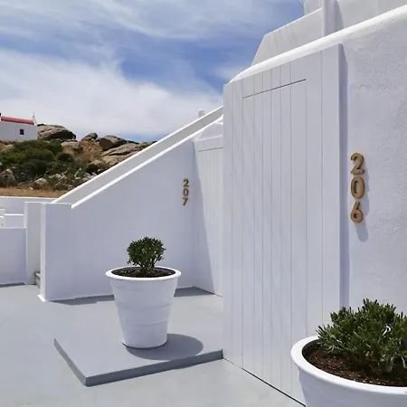 Livin Mykonos - Adults Only Hotel