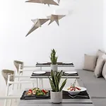 Livin Mykonos - Adults Only By Mr And Mrs White Hotell 3*