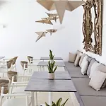 Livin Mykonos - Adults Only By Mr And Mrs White Hotell 3*