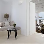 Отель Livin Mykonos - Adults Only