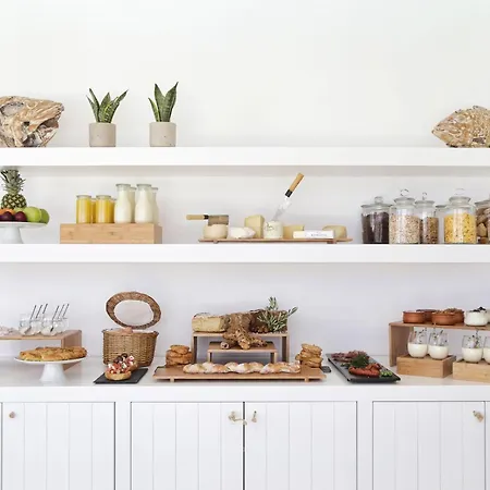 Отель Livin Mykonos - Adults Only